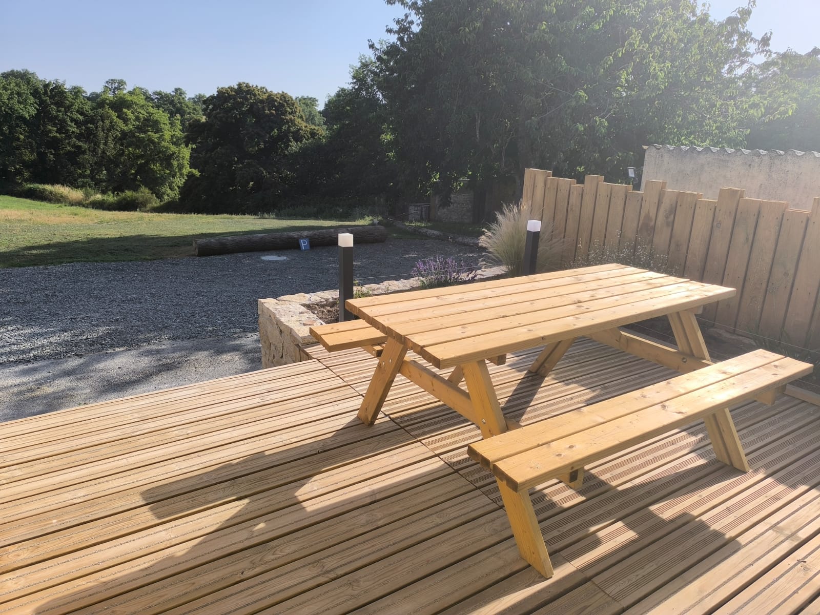 Vue sur le bocage vendéen depuis le gîte Le Châtaignier à Chanverrie